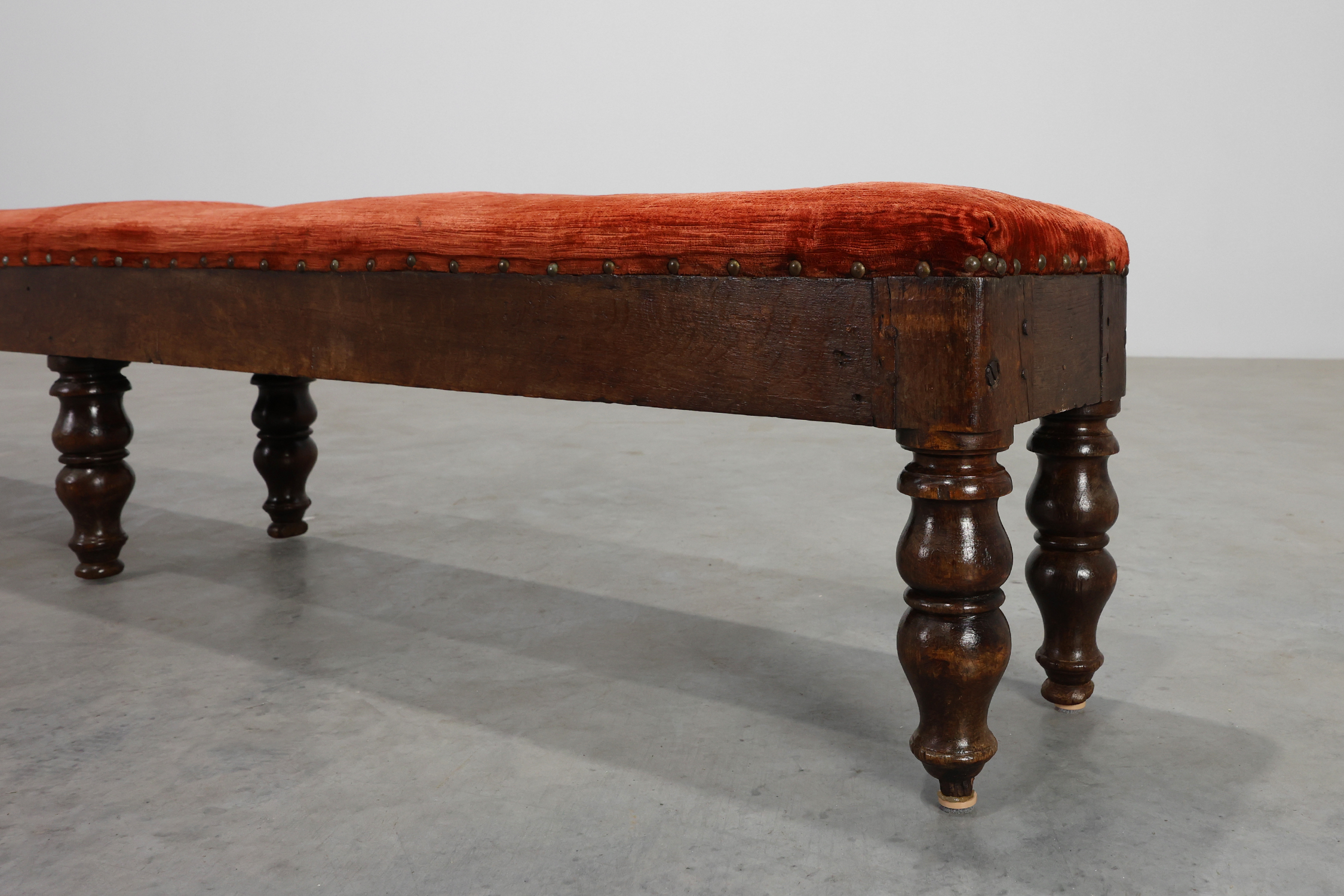 Large 18th‑Century Oak Bench with Velvet Upholstery, Francethumbnail
